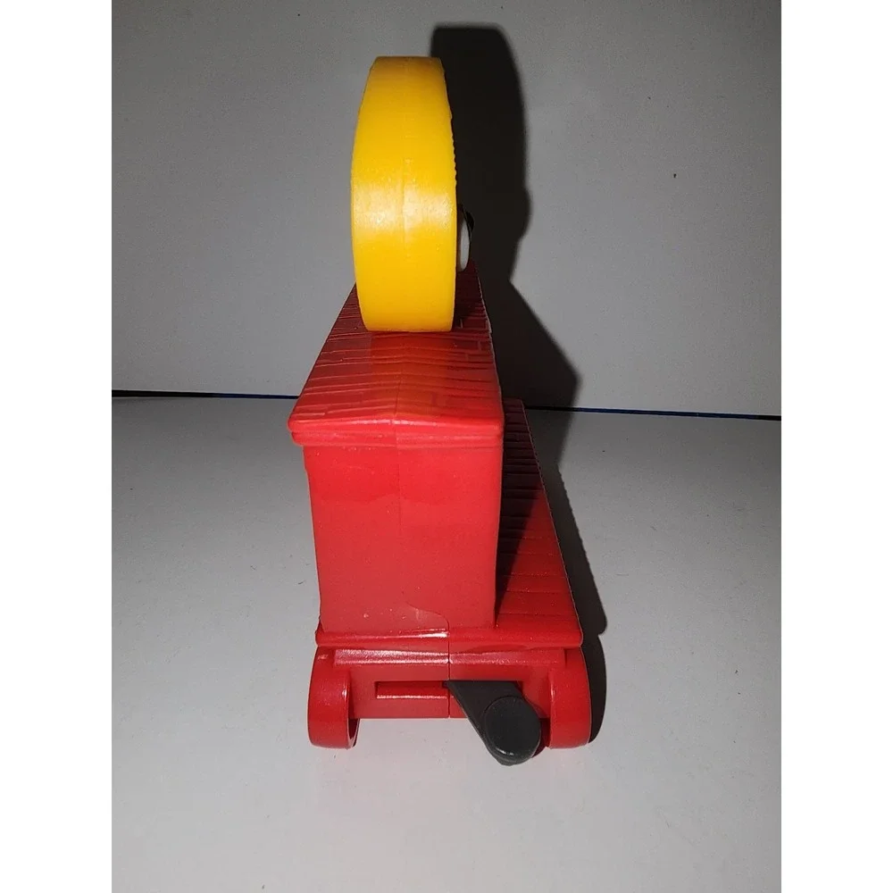 Sing McDonald's Replacement Train Car Toy‎